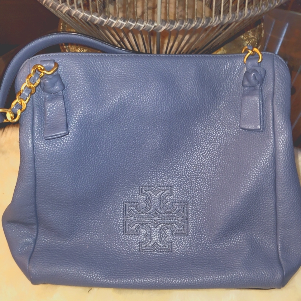 TORY BURCH LUXURY PEBBLED LEATHER BAG 💙 - Picture 1 of 8